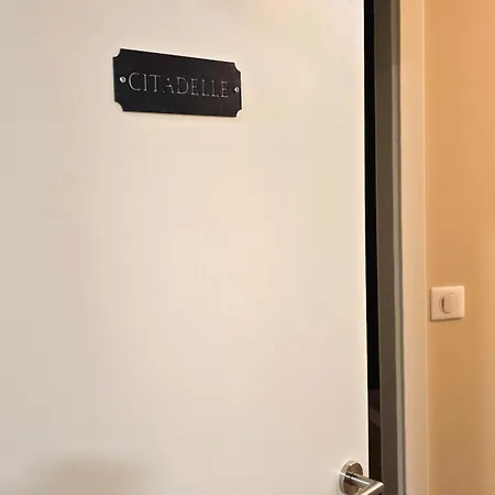 Отель Chez Agnes *