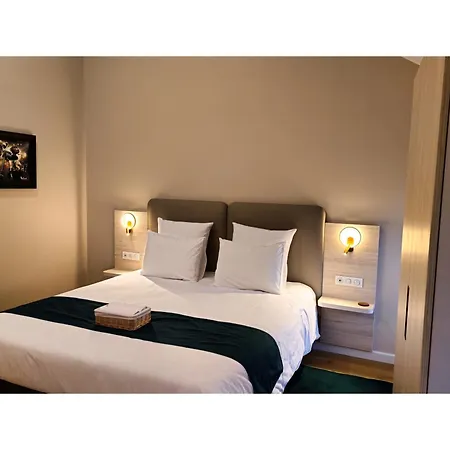 Chez Agnes Hotel *
